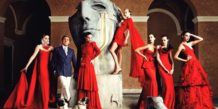 Dünyaca ünlü modacı Valentino Garavani hayatını kaybetti