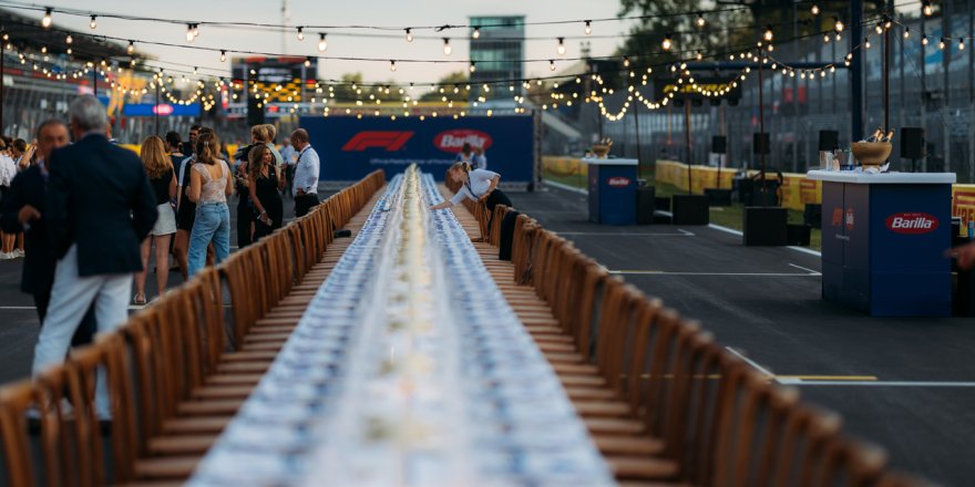 Barilla, Formula 1 Dünyasını 100 Metrelik Sofrada Buluşturdu