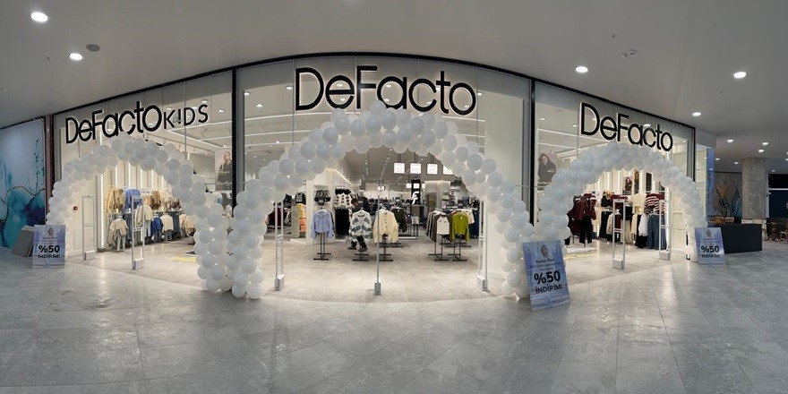 DeFacto OPS MALL AVM’de Hizmet Vermeye Başladı