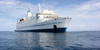 Dünyanın en büyük yüzen kütüphanesi "Logos Hope"