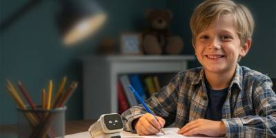 TCL'in yapay zekâ destekli masaüstü asistanı Tbot