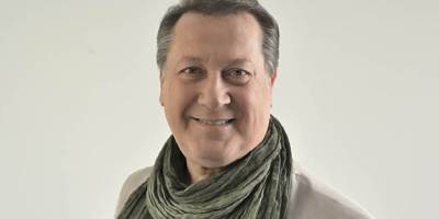 Ahmet Özhan, Yeni Kitabını D&R Bağdat Caddesi’nde İmzalayacak