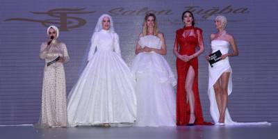 Kadına şiddete karşı duran defile