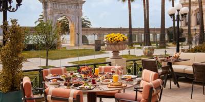 Çırağan Sarayı’nın Efsanevi Pazar Brunch Geleneği Geri Döndü